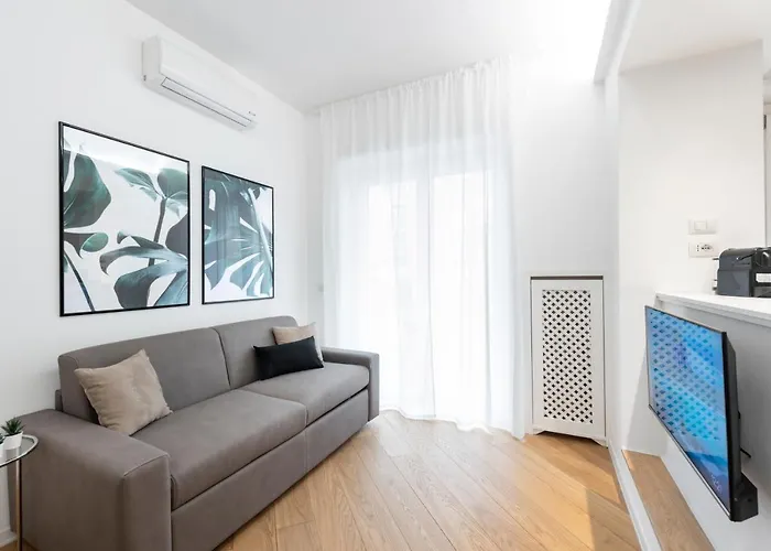 White Flat Gallia Apartment